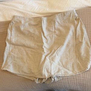 Old Navy Neutral Beige Skort Shorts